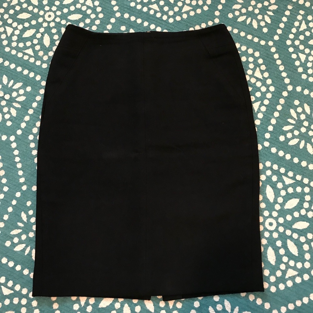 Loft - Black pencil skirt
